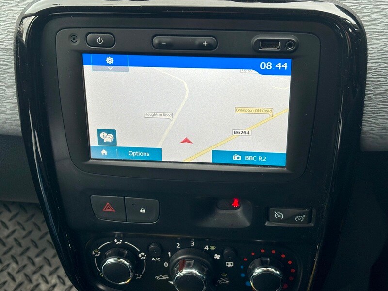 Used Dacia Duster 2015 for sale - 78140992: Photo 7