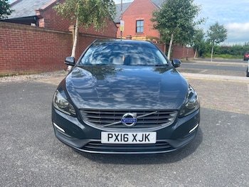 Used Volvo V60 2016 for sale - 75620205: Photo