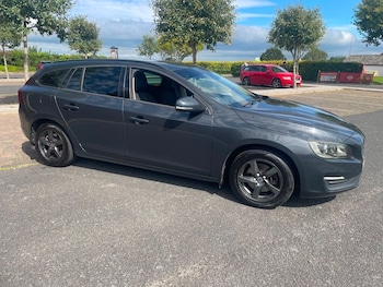 Used Volvo V60 2016 for sale - 75620205: Photo