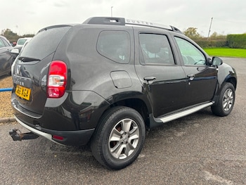 Used Dacia Duster 2016 for sale - 76119404: Photo