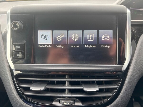 Used Peugeot 208 2014 for sale - 76023492: Photo 18