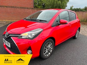 Used Toyota Yaris 2017 for sale - 79696219: Photo