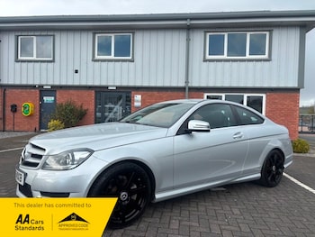 Used Mercedes-Benz C Class 2015 for sale - 78219469: Photo