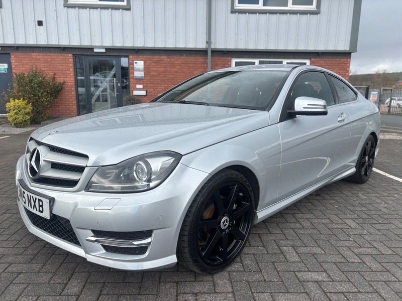 Used Mercedes-Benz C Class 2015 for sale - 78219469: Photo 2
