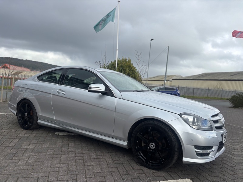 Used Mercedes-Benz C Class 2015 for sale - 78219469: Photo 4