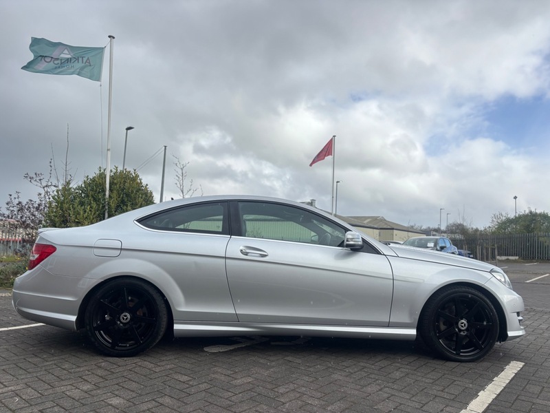 Used Mercedes-Benz C Class 2015 for sale - 78219469: Photo 5