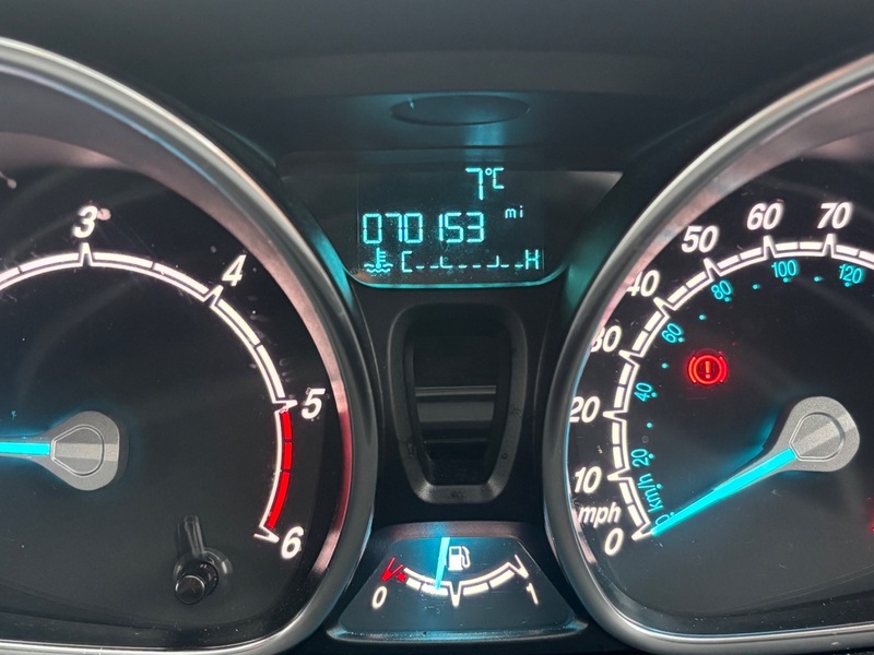 Used Ford Fiesta 2017 for sale - 76665924: Photo 24