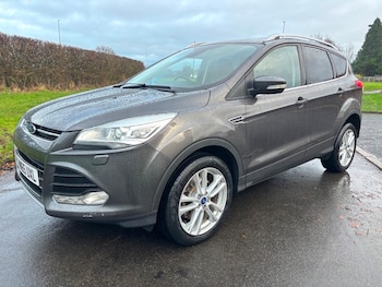 Used Ford Kuga 2015 for sale - 77213198: Photo