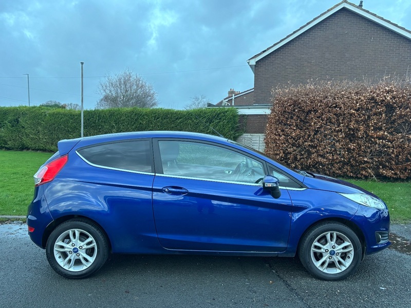 Used Ford Fiesta 2015 for sale - 76896621: Photo 4