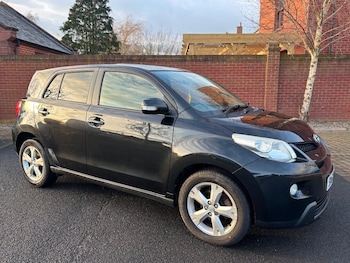 Used Toyota Urbancruiser 2012 for sale - 77154092: Photo