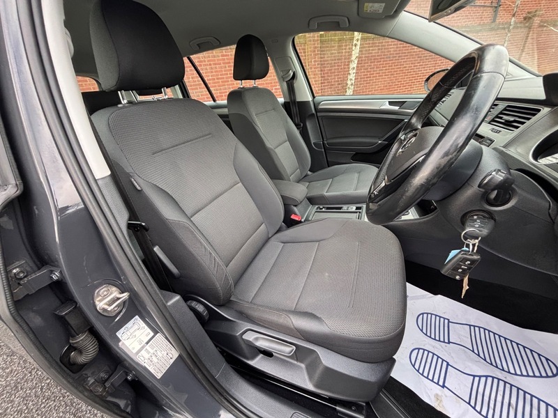 Used Volkswagen Golf 2014 for sale - 77409241: Photo 22