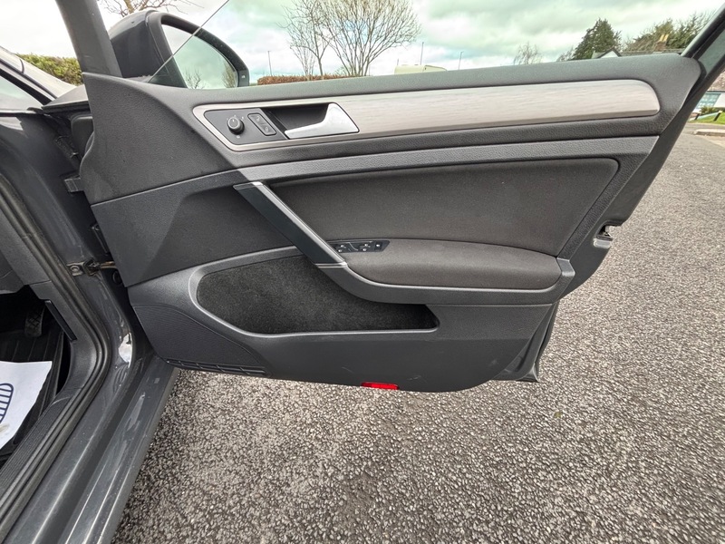 Used Volkswagen Golf 2014 for sale - 77409241: Photo 25