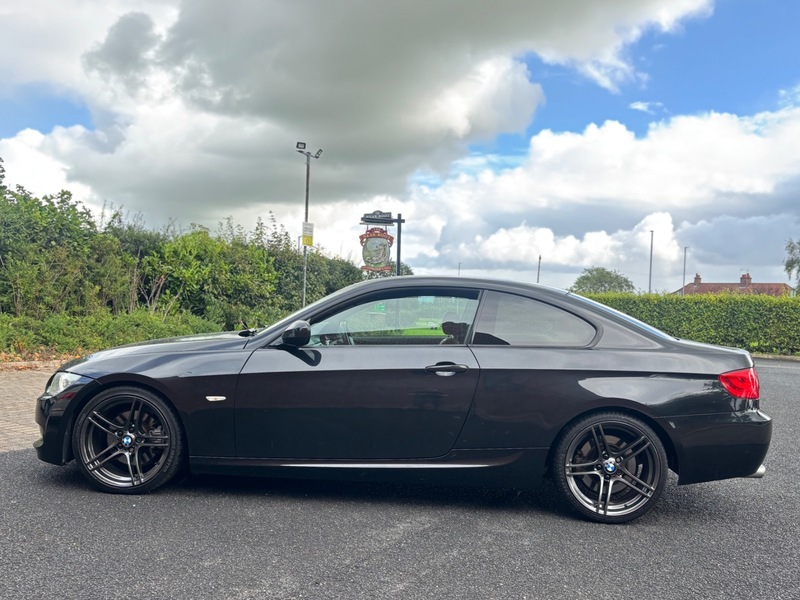 Used BMW 3 Series 2011 for sale - 75606850: Photo 32