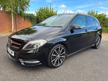 Used Mercedes-Benz B Class 2015 for sale - 77014669: Photo