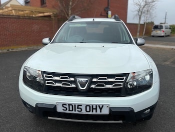 Used Dacia Duster 2015 for sale - 78045236: Photo