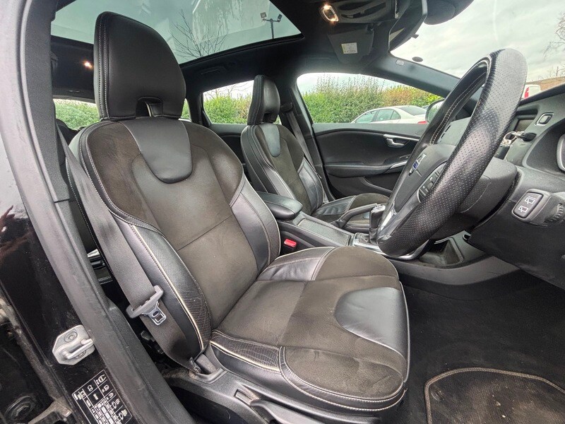 Used Volvo V40 2015 for sale - 77508197: Photo 8