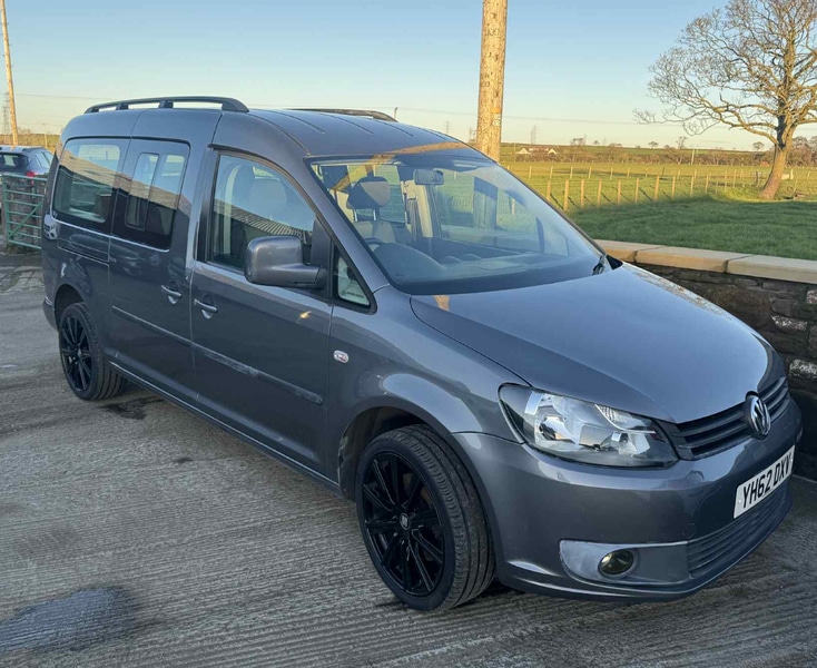 Used Volkswagen Caddy Maxi Life 2012 for sale - 76712212: Photo 1