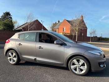 Used Renault Megane 2013 for sale - 77781254: Photo