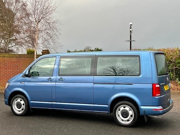 Used Volkswagen Transporter Shuttle 2016 for sale - 77188992: Photo