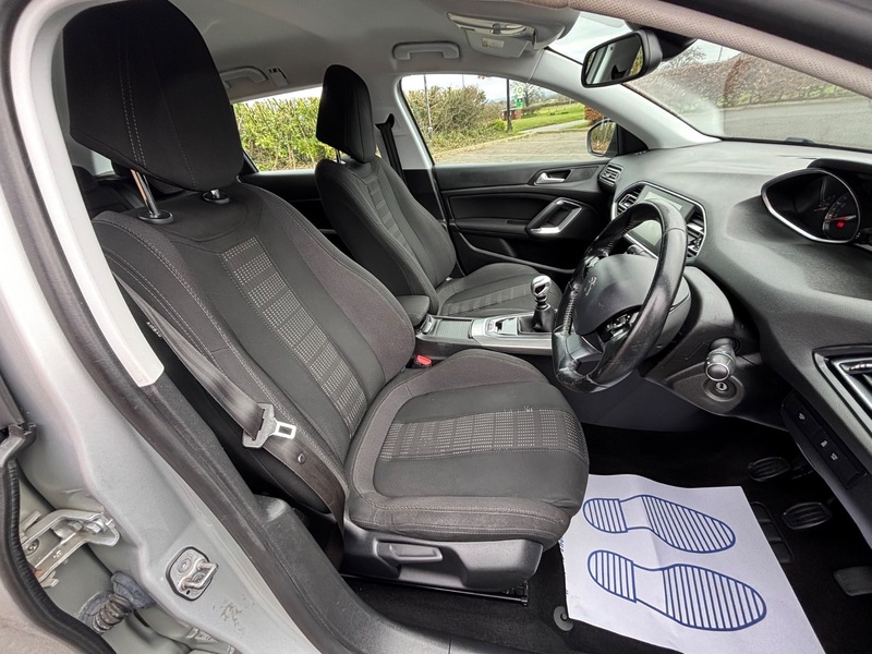 Used Peugeot 308 2016 for sale - 77655921: Photo 16