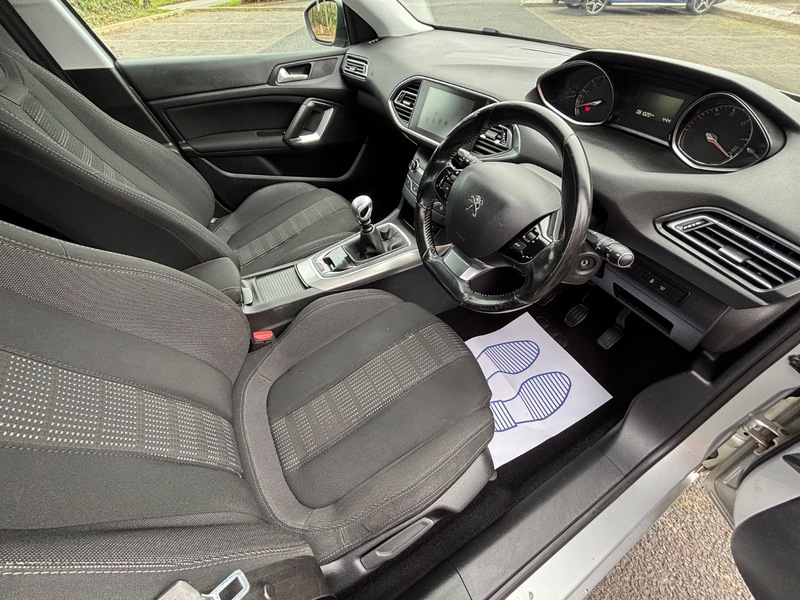 Used Peugeot 308 2016 for sale - 77655921: Photo 17