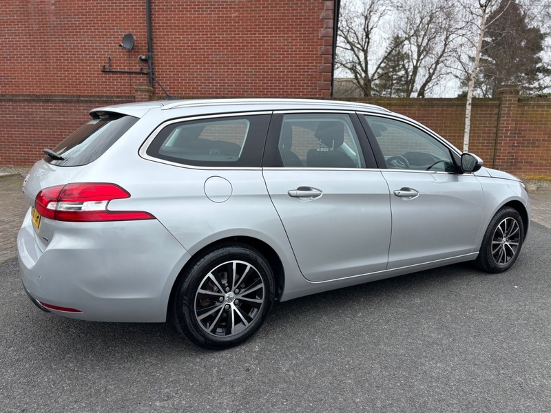 Used Peugeot 308 2016 for sale - 77655921: Photo 7