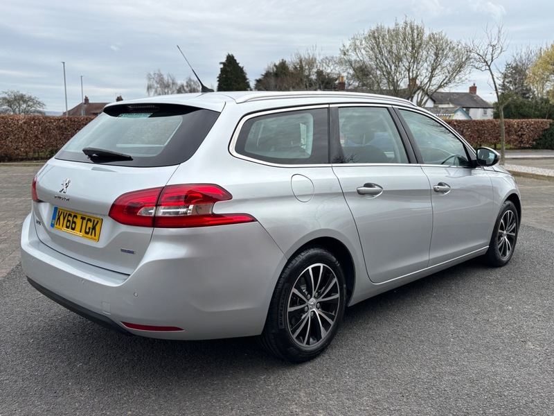 Used Peugeot 308 2016 for sale - 77655921: Photo 8