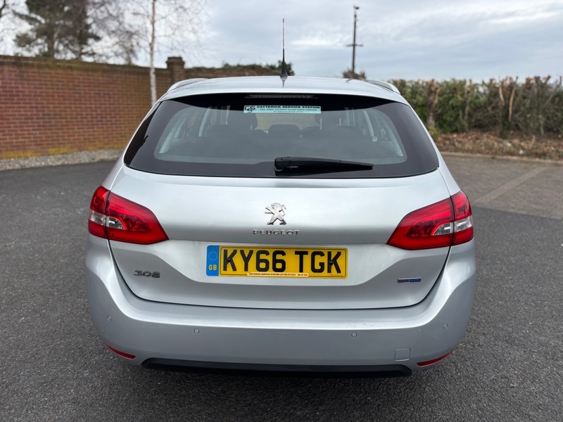 Used Peugeot 308 2016 for sale - 77655921: Photo 9