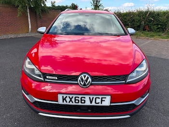 Used Volkswagen Golf 2016 for sale - 79494666: Photo