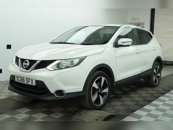 Used Nissan Qashqai 2017 for sale - 78762555: Photo