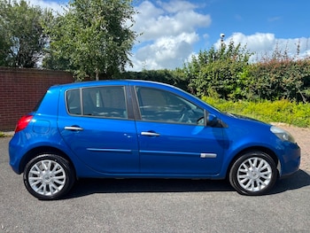 Used Renault Clio 2010 for sale - 75474200: Photo
