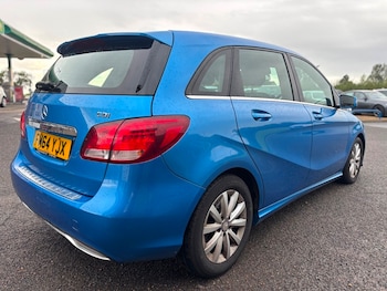 Used Mercedes-Benz B-Class 2015 for sale - 75597553: Photo