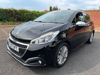 Used Peugeot 208 2017 for sale - 79629905: Photo