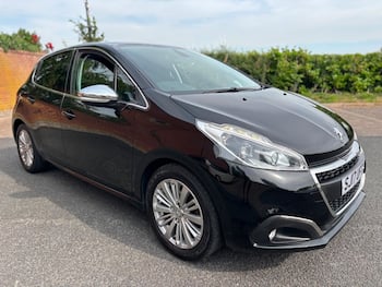 Used Peugeot 208 2017 for sale - 79629905: Photo