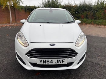Used Ford Fiesta 2015 for sale - 76119442: Photo
