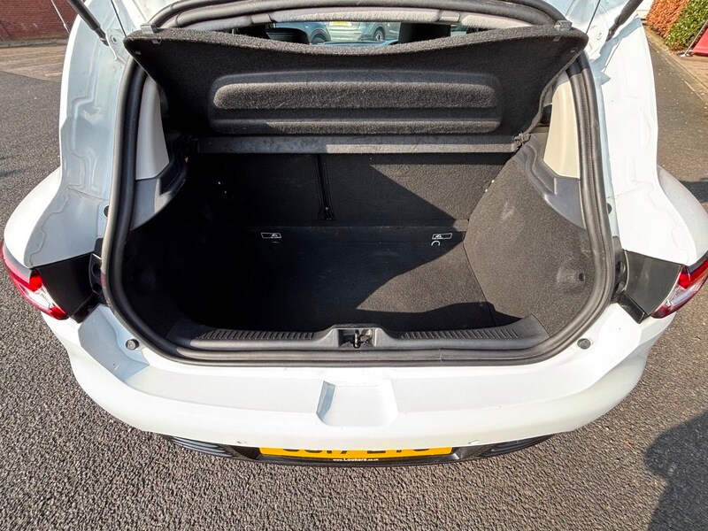 Used Renault Clio 2017 for sale - 77477904: Photo 21