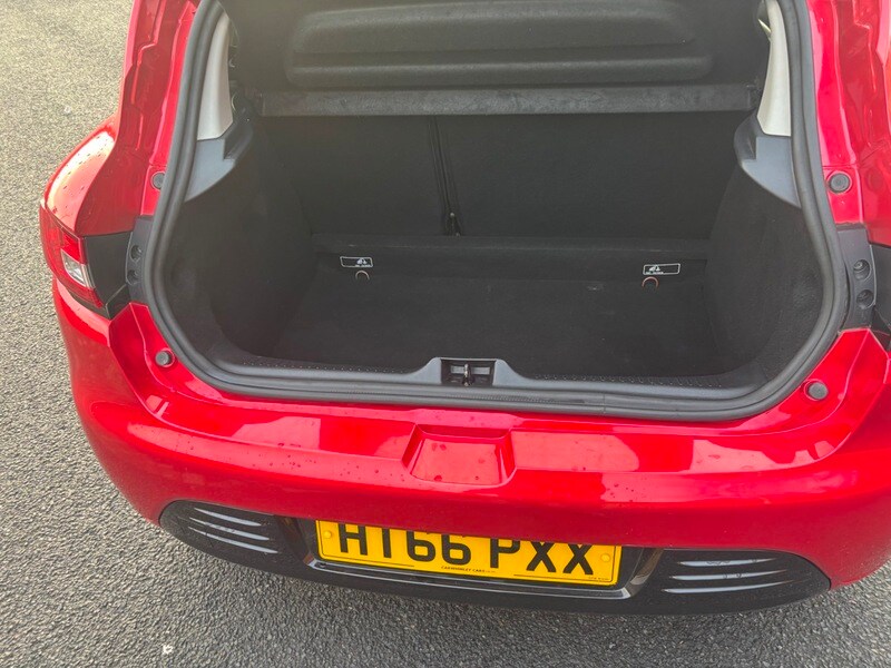 Used Renault Clio 2017 for sale - 76665915: Photo 11