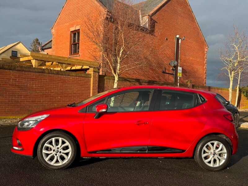 Used Renault Clio 2017 for sale - 76665915: Photo 14