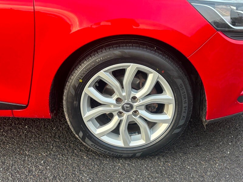 Used Renault Clio 2017 for sale - 76665915: Photo 17