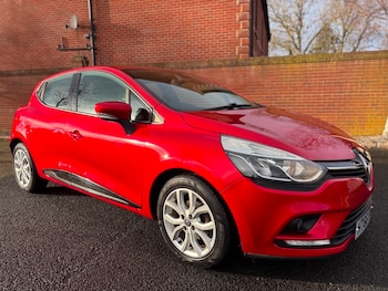 Used Renault Clio 2017 for sale - 76665915: Photo