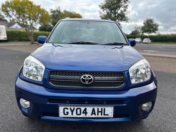 Used Toyota RAV4 2004 for sale - 76280577: Photo 2