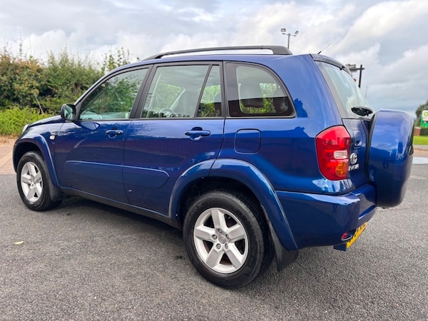 Used Toyota RAV4 2004 for sale - 76280577: Photo 7