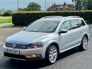 Volkswagen - Passat