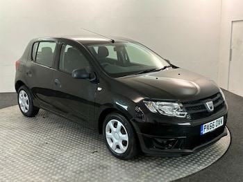 Used Dacia Sandero 2016 for sale - 78688938: Photo