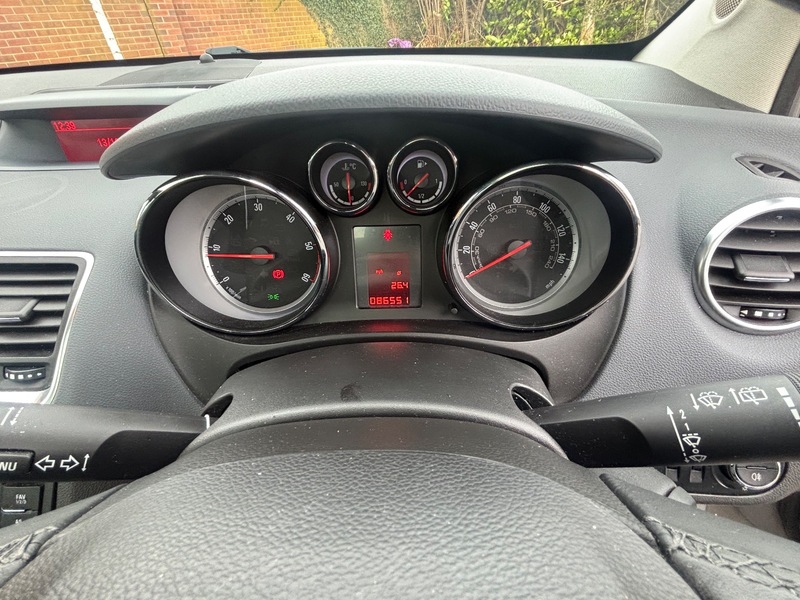 Used Vauxhall Meriva 2012 for sale - 76934983: Photo 11