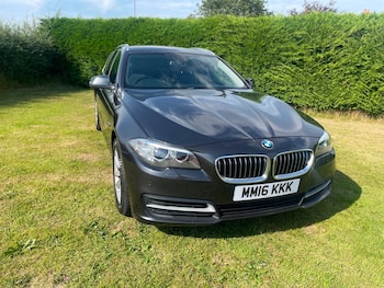 Used BMW 5 Series 2016 for sale - 79359475: Photo