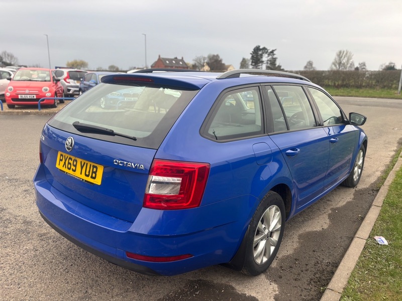Used Skoda Octavia 2019 for sale - 78045269: Photo 2
