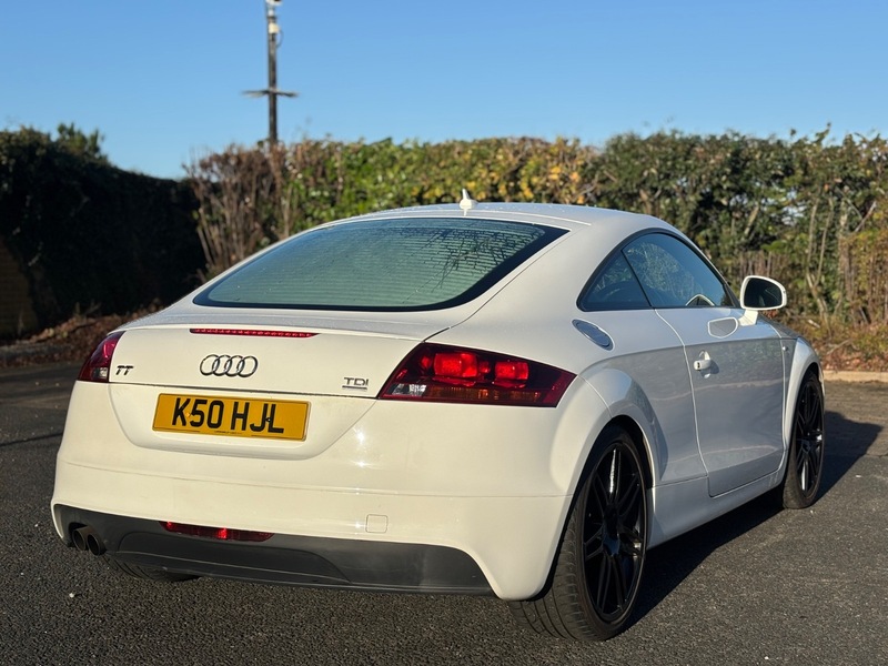 Used Audi TT 2010 for sale - 76605337: Photo 5
