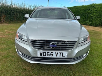 Used Volvo V70 2016 for sale - 79254739: Photo