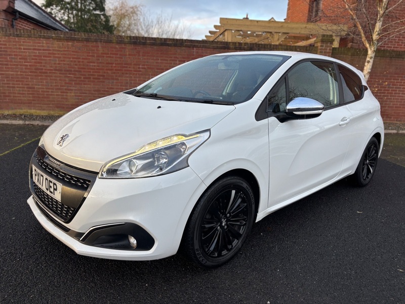 Used Peugeot 208 2017 for sale - 76798914: Photo 1